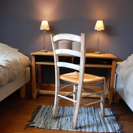 O Lit De L'ourthe Holiday home